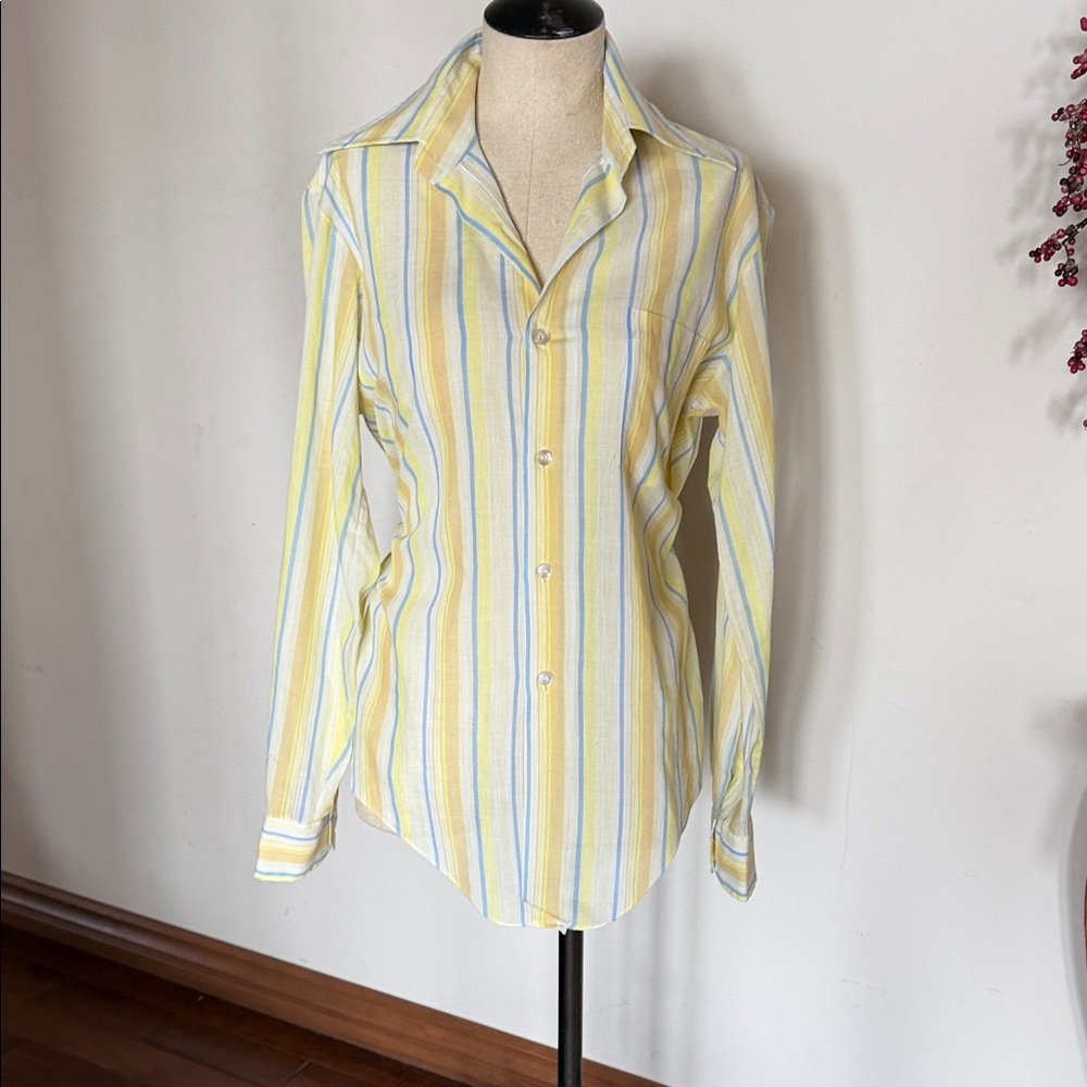 Women’s medium Yellow & Blue Striped Button-Up Shirt. Lightweight cotton & linen